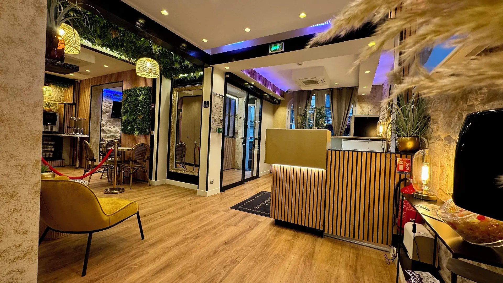 Séjourner dans le 18e : 6 Hôtels Budget Comparés