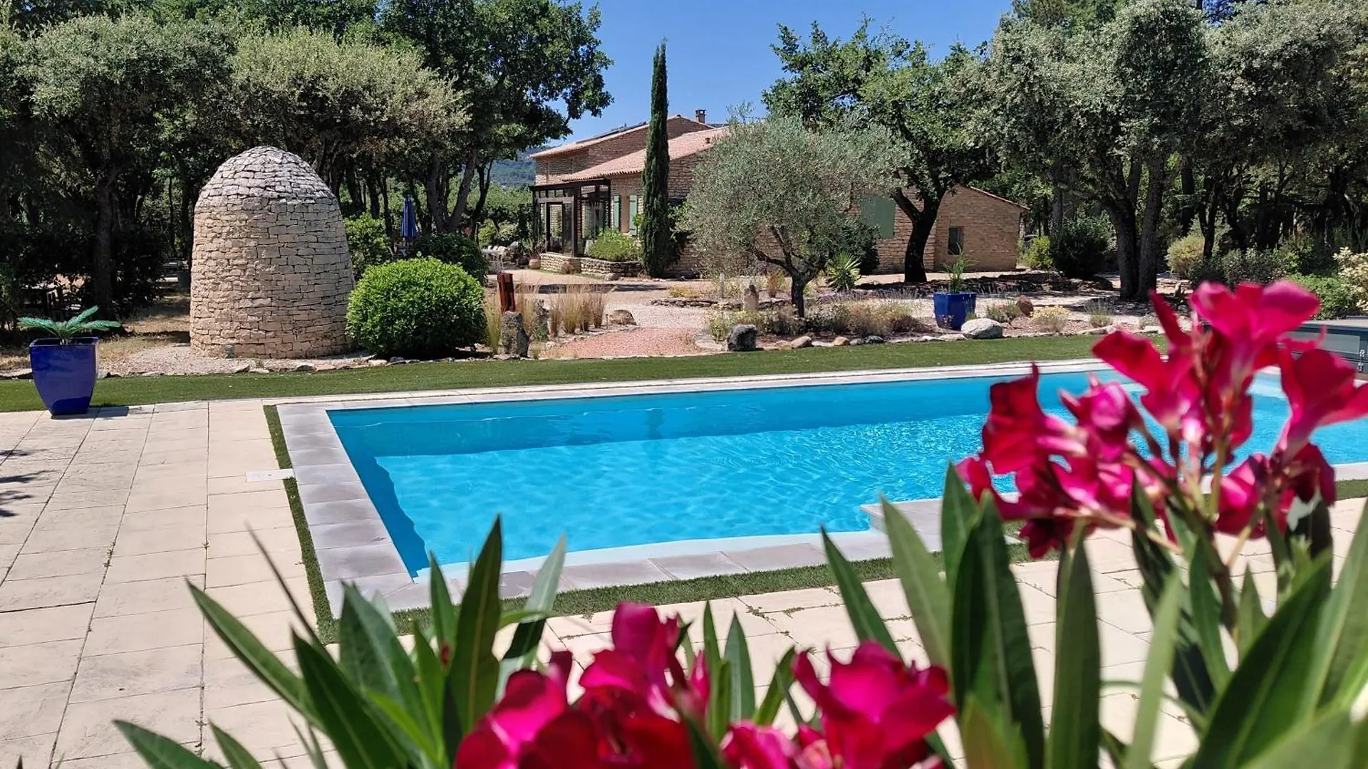 4 Hôtels pour Couples près de l'Abbaye de Sénanque