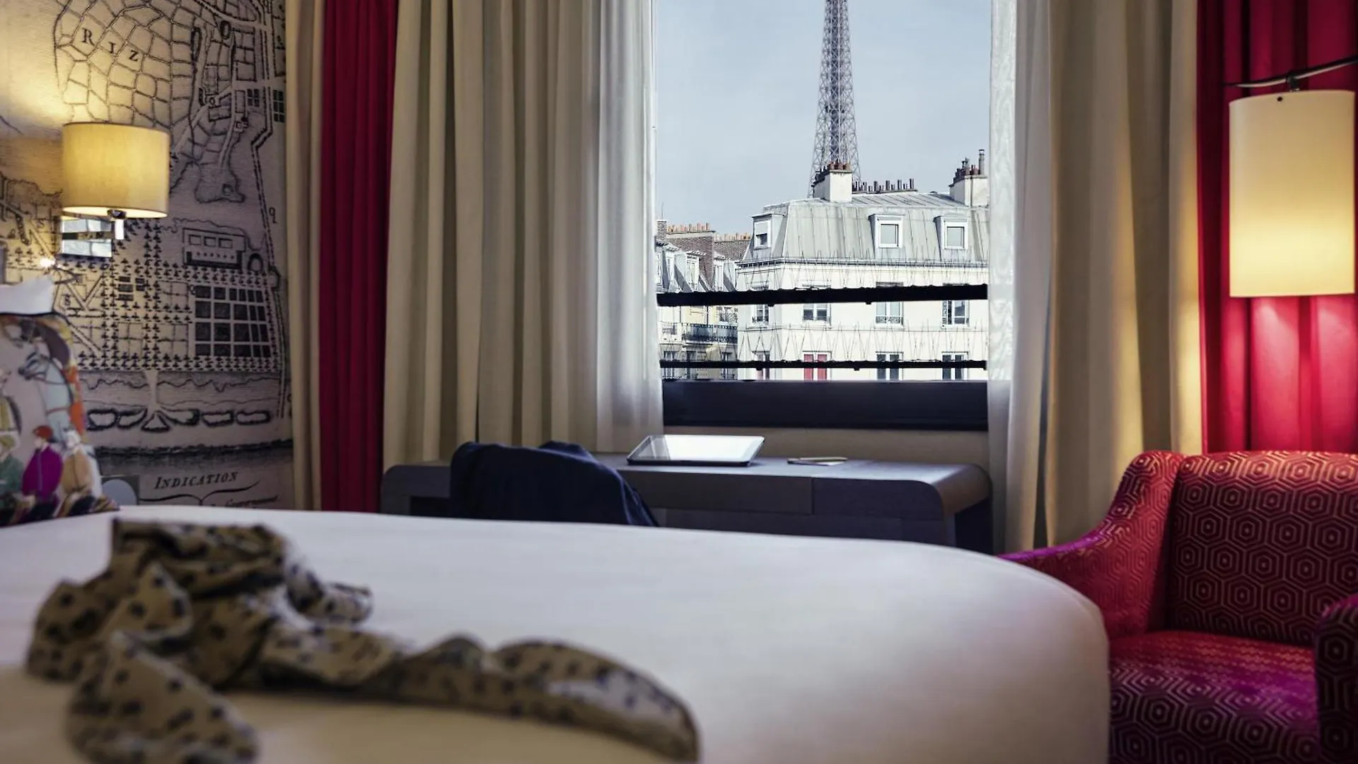 Hôtels Mercure près de la Tour Eiffel : 14 adresses décryptées